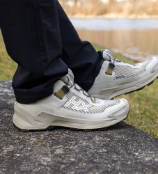 New Arrivals Haix BLACK EAGLE EVO Adventure GTX low/stone-white
