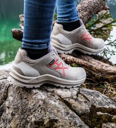 New Arrivals Haix Black Eagle Adventure 3.0 GTX Ws low/beige-scarlet