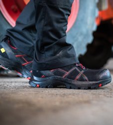 New Arrivals Haix Black Eagle Safety 40.1 low/black-red